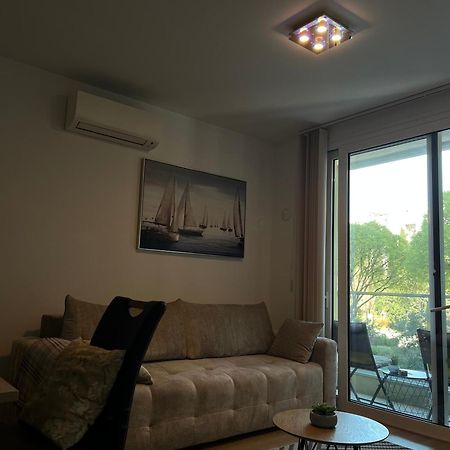 Iris Apartment Private Parking Split Extérieur photo